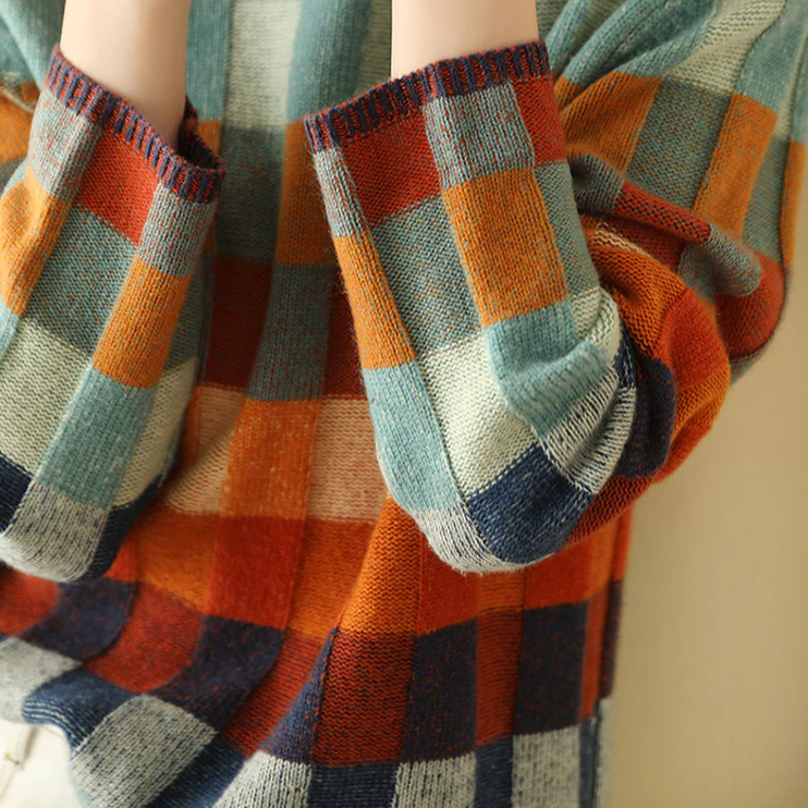 Anna - Vibrant Plaid Sweater